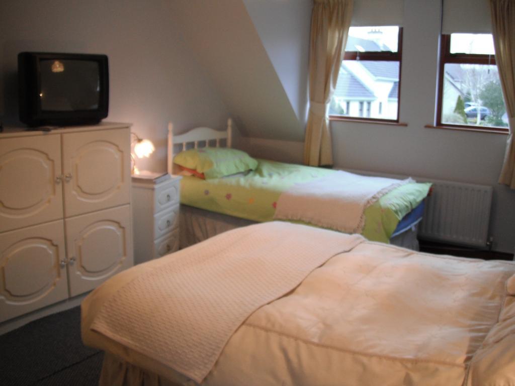 بوليماني Narrow Gauge B&B الغرفة الصورة